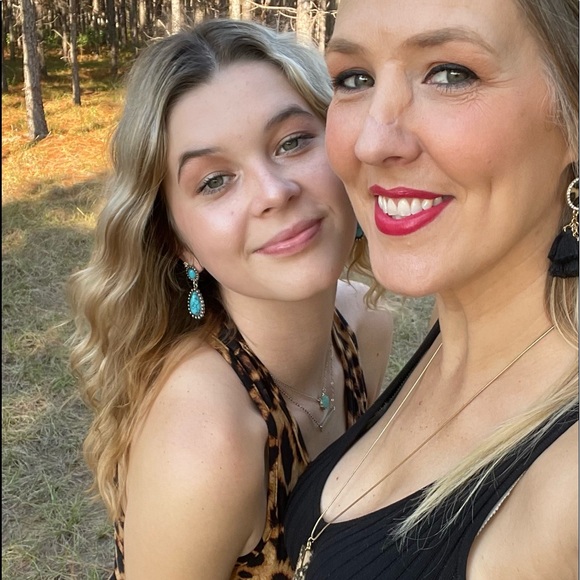 Meet Carla! - Picture 11 of 16